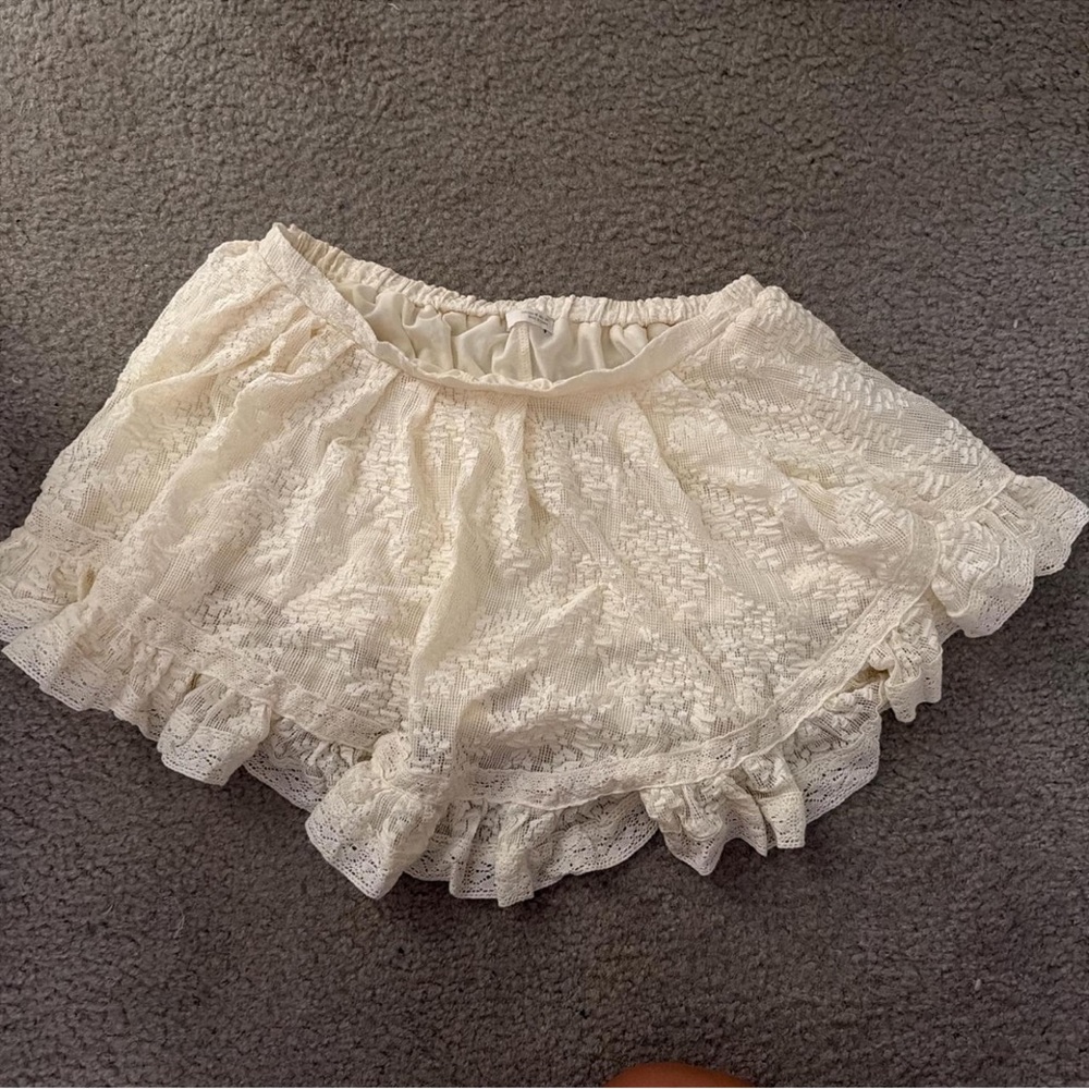 Zara Cream Lace Ruffled Mini Skirt